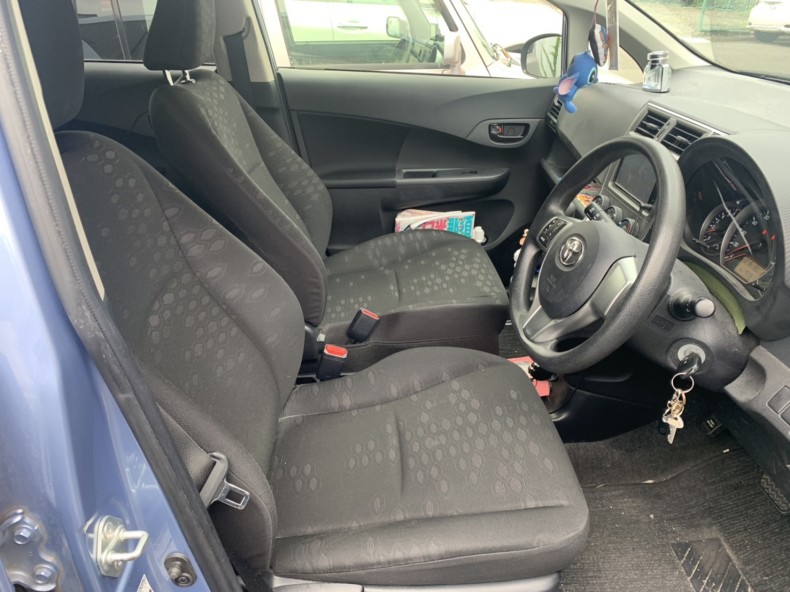 内装前方シート