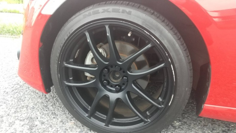 タイヤホイール前