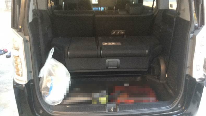 内装トランク