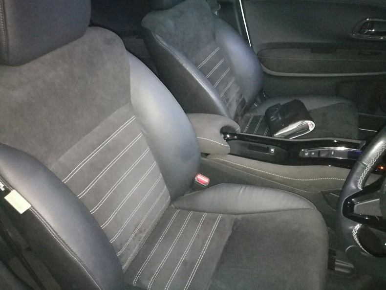 内装前方シート