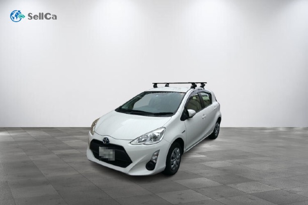 トヨタ/アクア-77774