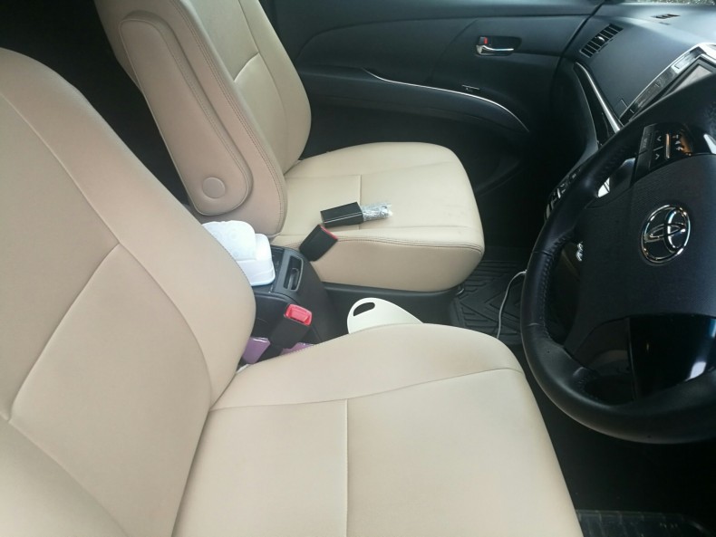 内装前方シート