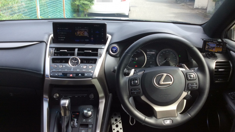 内装インパネ全体