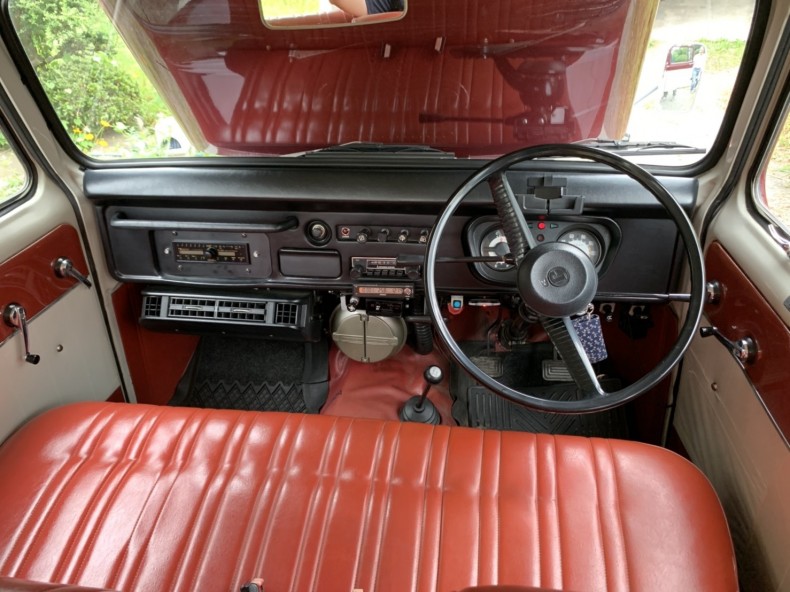 内装インパネ全体