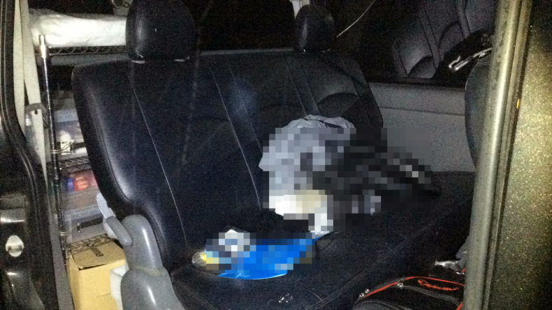 内装後方シート