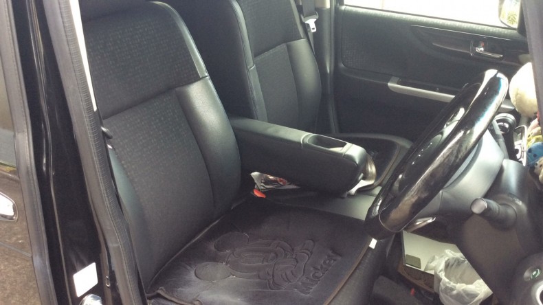 内装前方シート