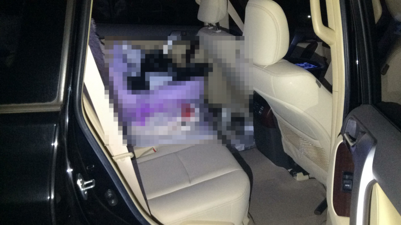 内装後方シート