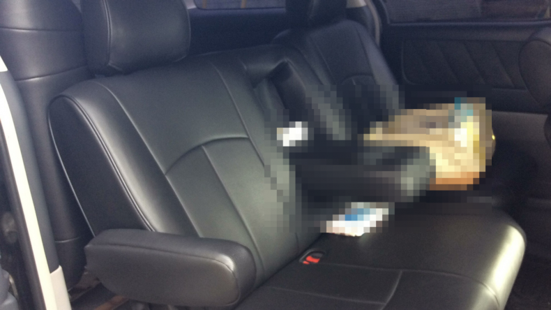 内装後方シート