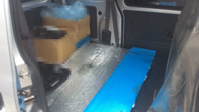 内装後方シート