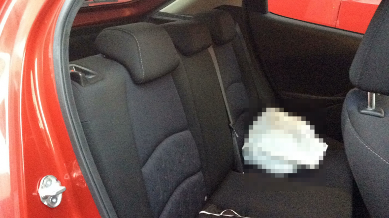 内装後方シート