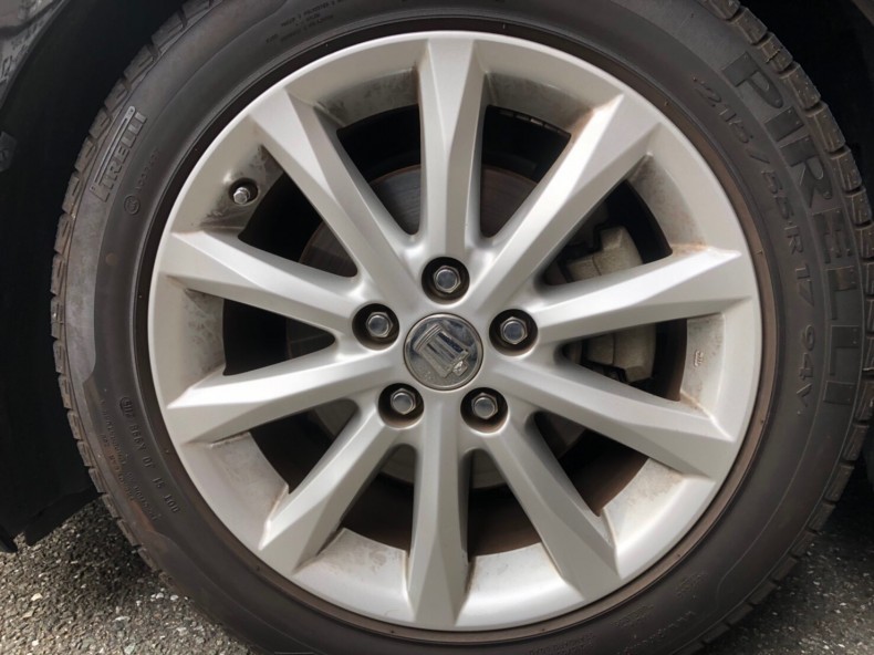 タイヤホイール前