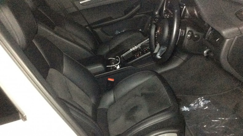 内装前方シート