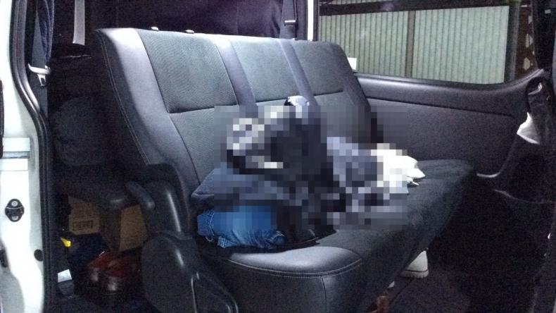 内装後方シート