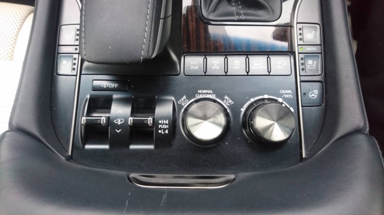 タイヤホイール後