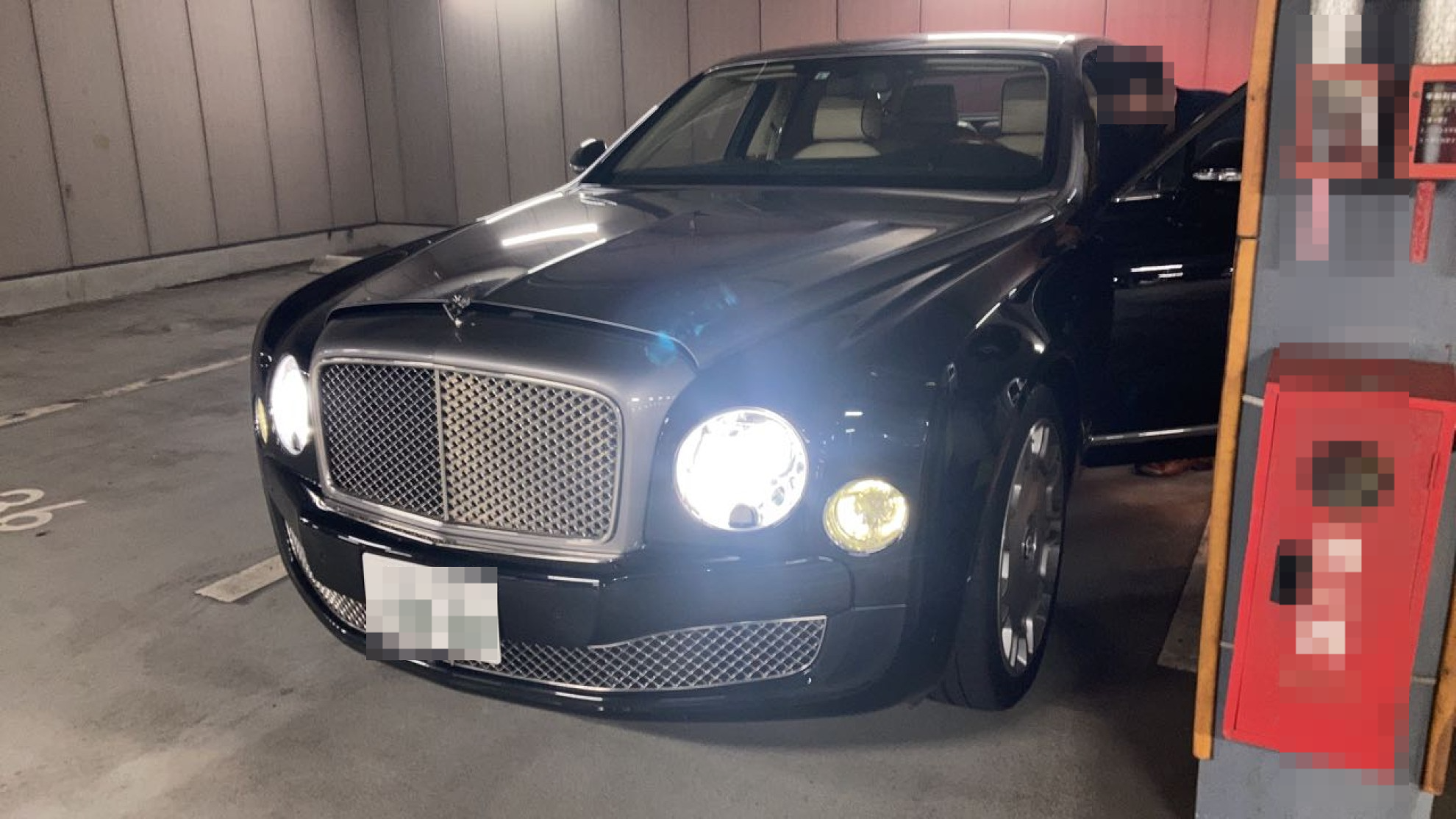 ベントレー　ミュルザンヌの車種サムネイル画像