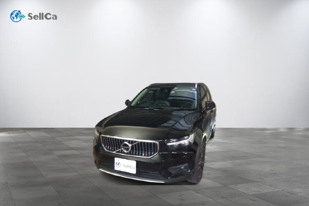 ボルボ　ＸＣ４０の車種サムネイル画像