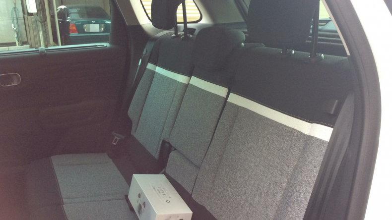 内装後方シート