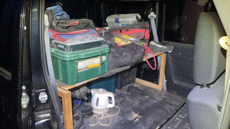 内装後方シート