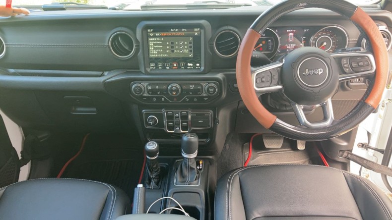 内装インパネ全体