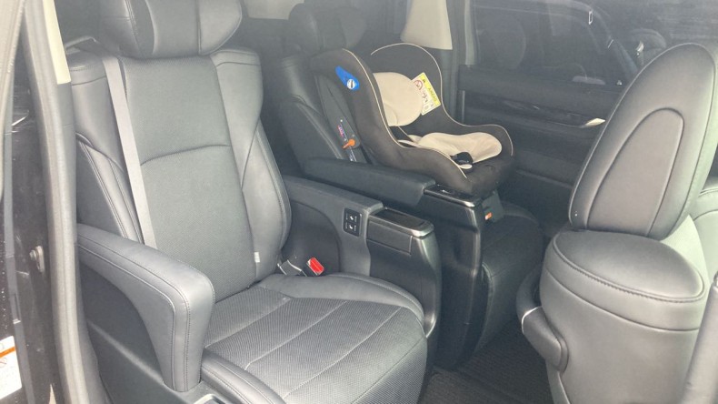 内装後方シート