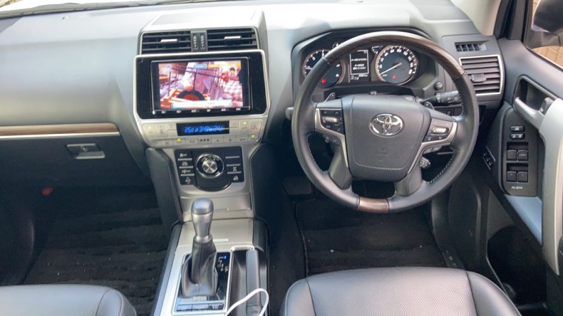 内装インパネ全体