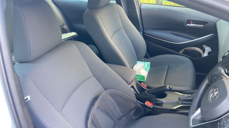 内装前方シート