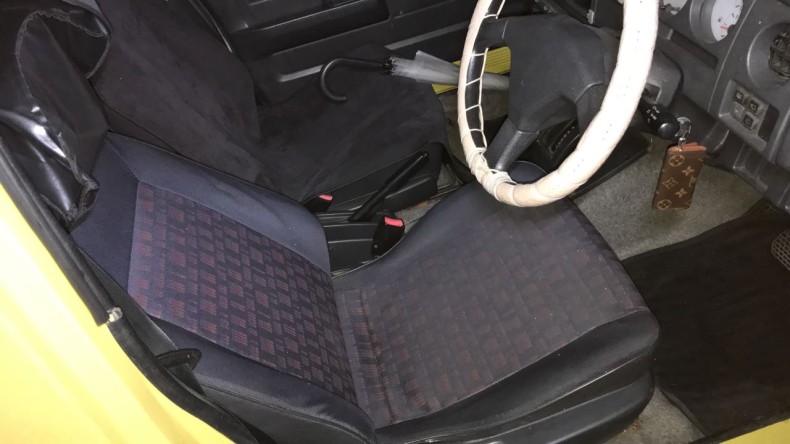 内装前方シート