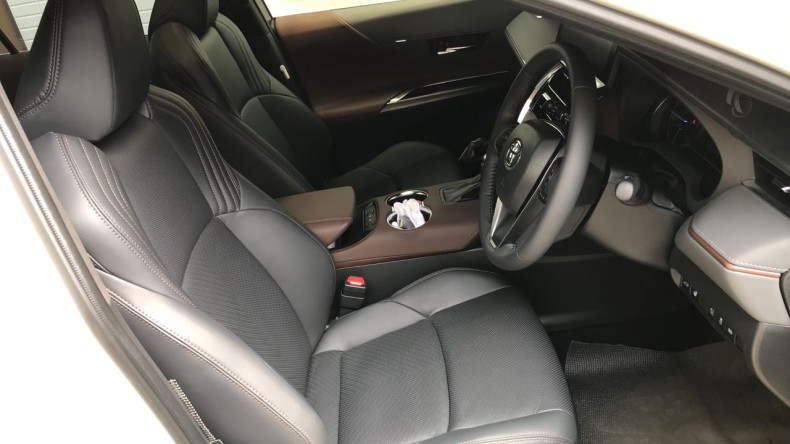 内装前方シート