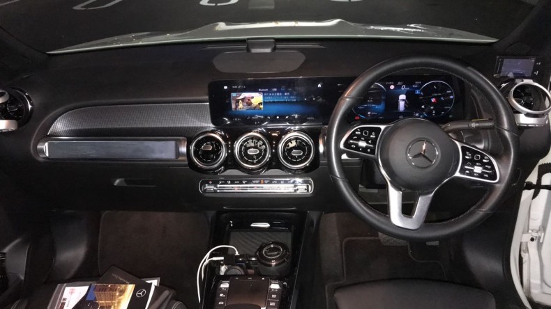 内装インパネ全体