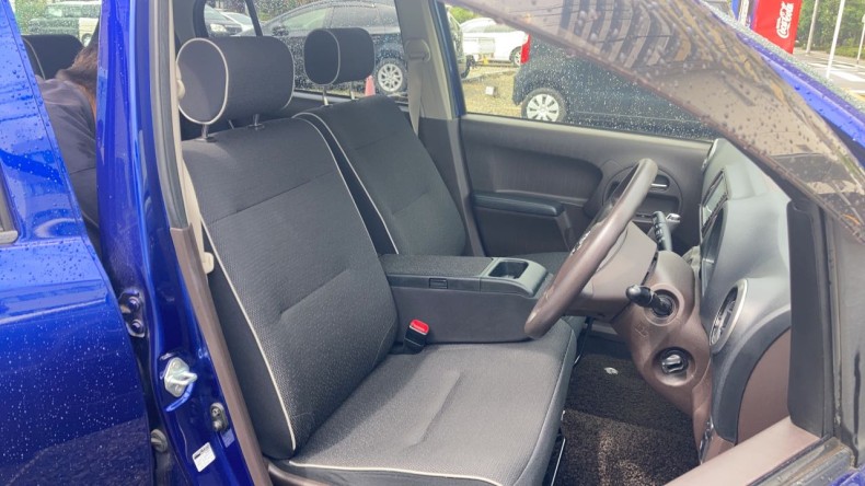 内装前方シート