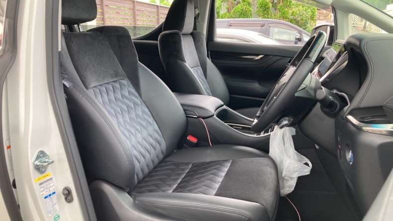 内装前方シート