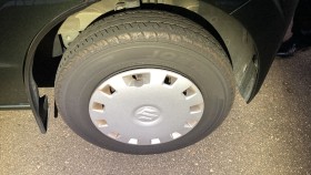 タイヤホイール前