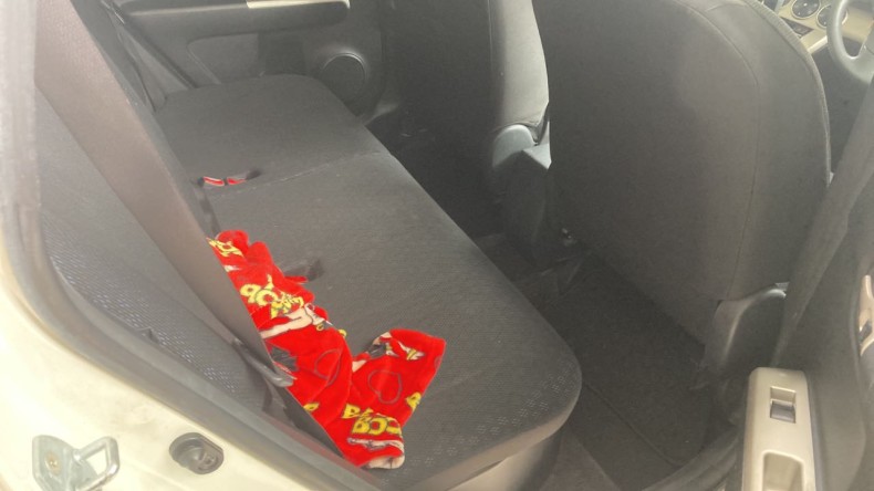 内装後方シート