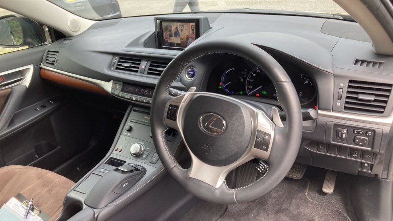 内装インパネ全体