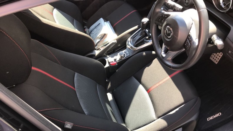 内装前方シート