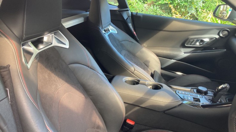 内装前方シート