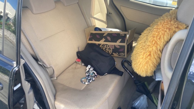 内装後方シート