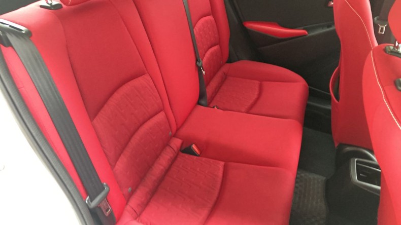 内装後方シート