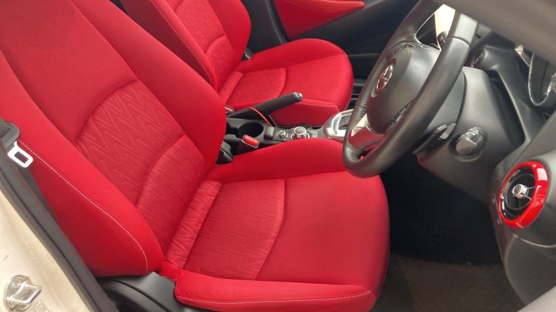 内装前方シート