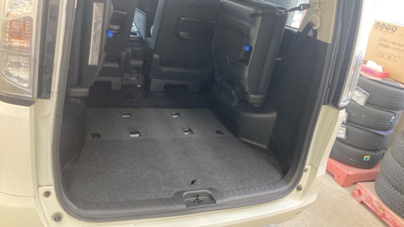 内装トランク
