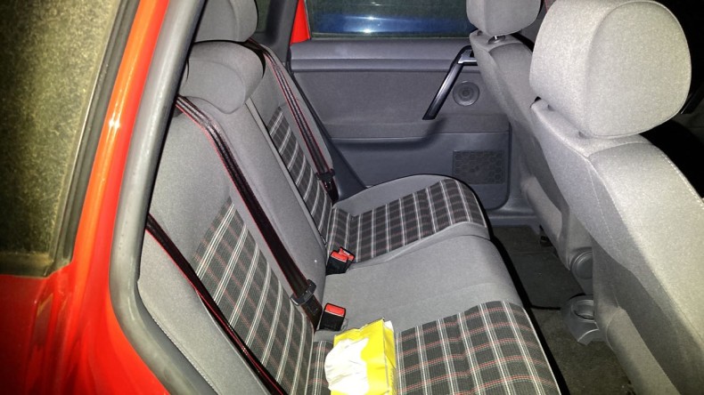 内装後方シート