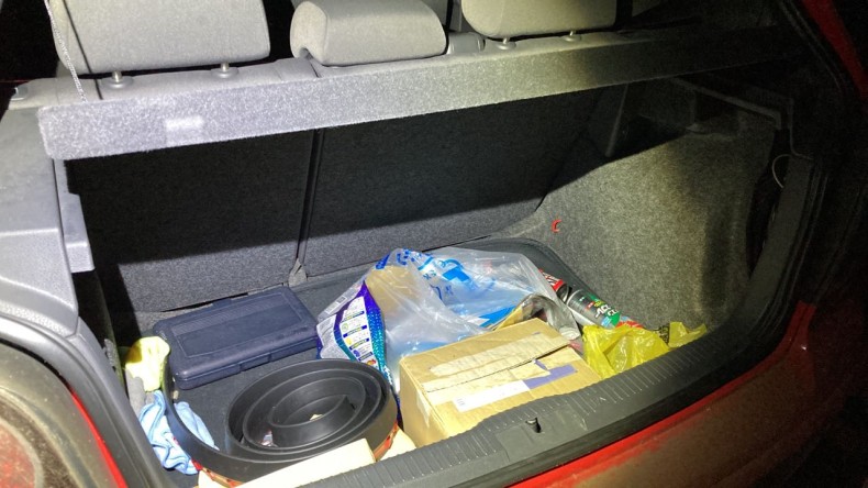 内装トランク