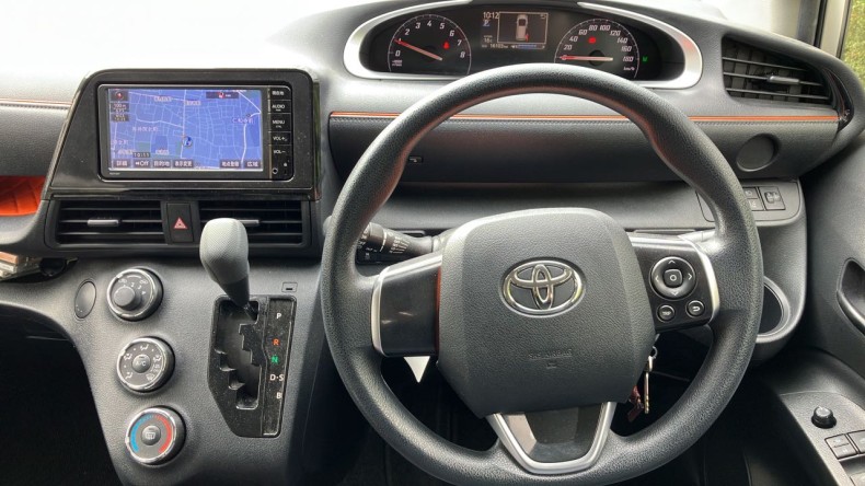 内装インパネ全体