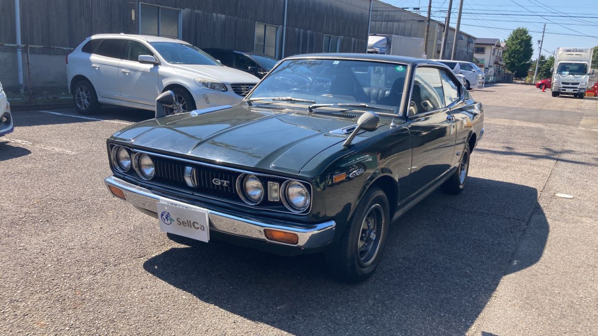 トヨタ　カリーナの車種サムネイル画像