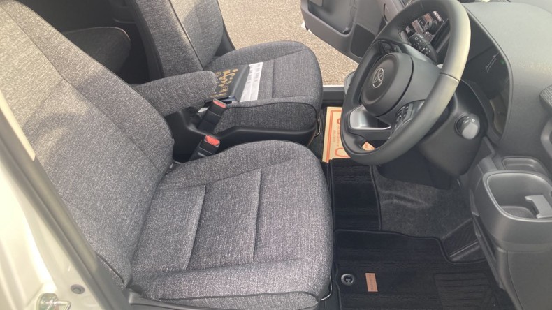 内装前方シート