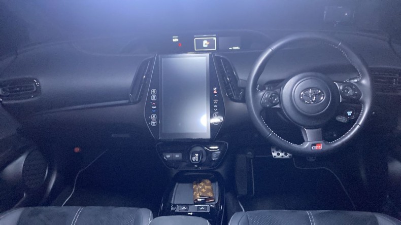 内装インパネ全体