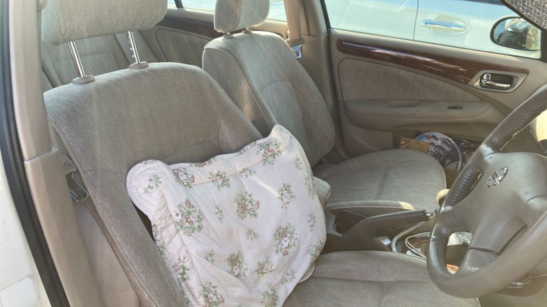 内装前方シート