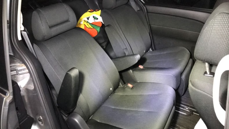 内装後方シート