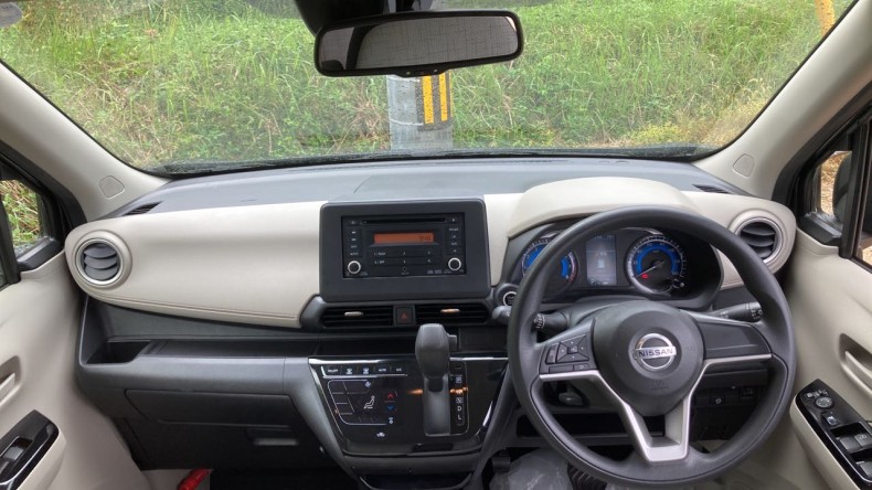 内装インパネ全体