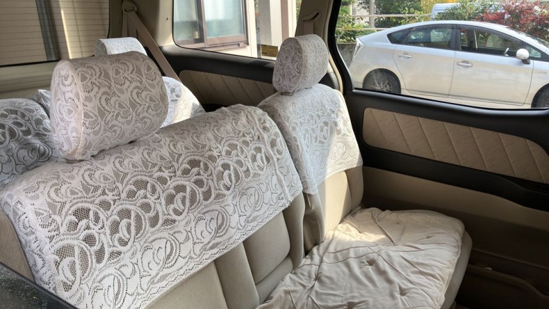 内装後方シート